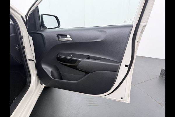 Kia Picanto 1.0 DPI DynamicLine - Achteruitrijcamera - Cruise control - AppleCarplay/Android Auto - Fabrieksgarantie Tot 2032