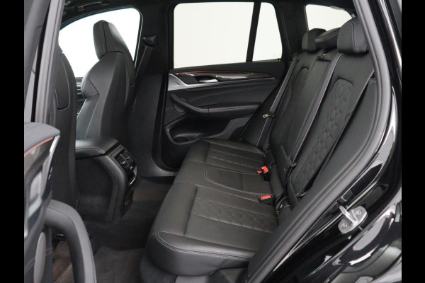 BMW X3 M Competition | Panoramadak | Head-Up | 360 Camera | Adaptive cruise | Leder | Achterbankverwarming | Carplay | Trekhaak | Sfeerverlichting | Harman/Kardon | Navigatie | Keyless | M Sportstoelen | 21'' velgen | Adaptief LED