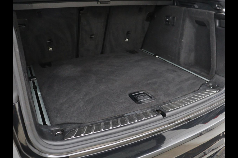 BMW X3 M Competition | Panoramadak | Head-Up | 360 Camera | Adaptive cruise | Leder | Achterbankverwarming | Carplay | Trekhaak | Sfeerverlichting | Harman/Kardon | Navigatie | Keyless | M Sportstoelen | 21'' velgen | Adaptief LED