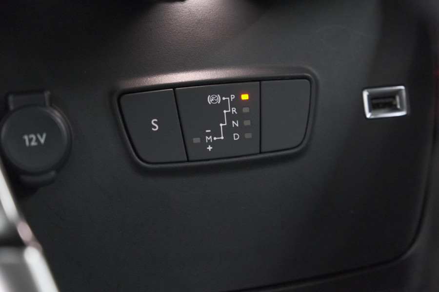 Citroën C3 Aircross PureTech EAT6 C-Series | Camera | Navigatie | Parkeersensoren | Apple Carplay