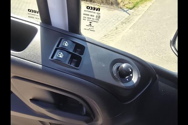 Iveco Daily 35C14V 2.3 410 H2 L4 H2 - 140 Pk - Euro 6 - Airco - Cruise Control