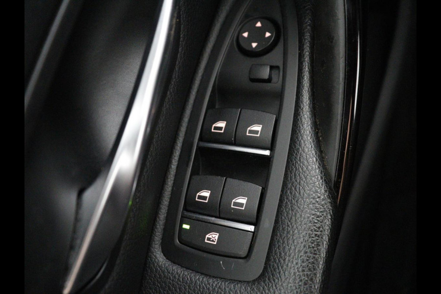 BMW 4 Serie Gran Coupé 418i High Executive | Schuifdak | Trekhaak | Climate control | Navigatie | Camera | Cruise control | Buetooth | DAB+ | Ambianceverlichting