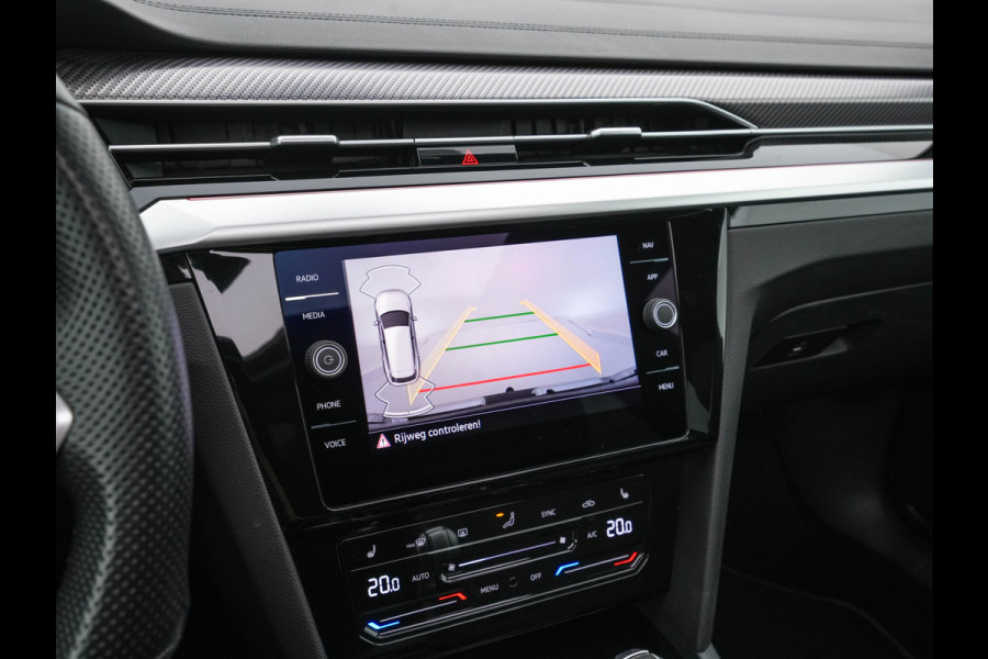 Volkswagen Arteon Shooting Brake 1.4 TSI eHybrid R-Line Business (Plug-in) {SoH-90%} (INCL-BTW) *PANO | LEATHER-ARTVELOURS | FULL-LED | CAMERA | ADAPTIVE-CRUISE | HEATED-SPORTSEATS | KEYLESS | NAVI-FULLMAP | PRIVACYGLASS | SHIFTPADDLES | DIGI-COCKPIT | TOWBAR | 18''ALU*