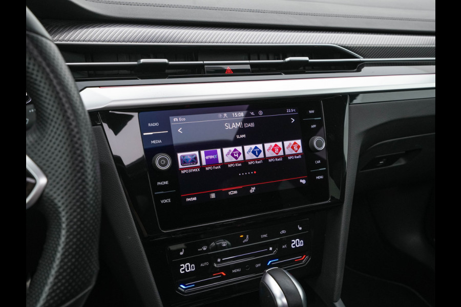 Volkswagen Arteon Shooting Brake 1.4 TSI eHybrid R-Line Business (Plug-in) {SoH-90%} (INCL-BTW) *PANO | LEATHER-ARTVELOURS | FULL-LED | CAMERA | ADAPTIVE-CRUISE | HEATED-SPORTSEATS | KEYLESS | NAVI-FULLMAP | PRIVACYGLASS | SHIFTPADDLES | DIGI-COCKPIT | TOWBAR | 18''ALU*