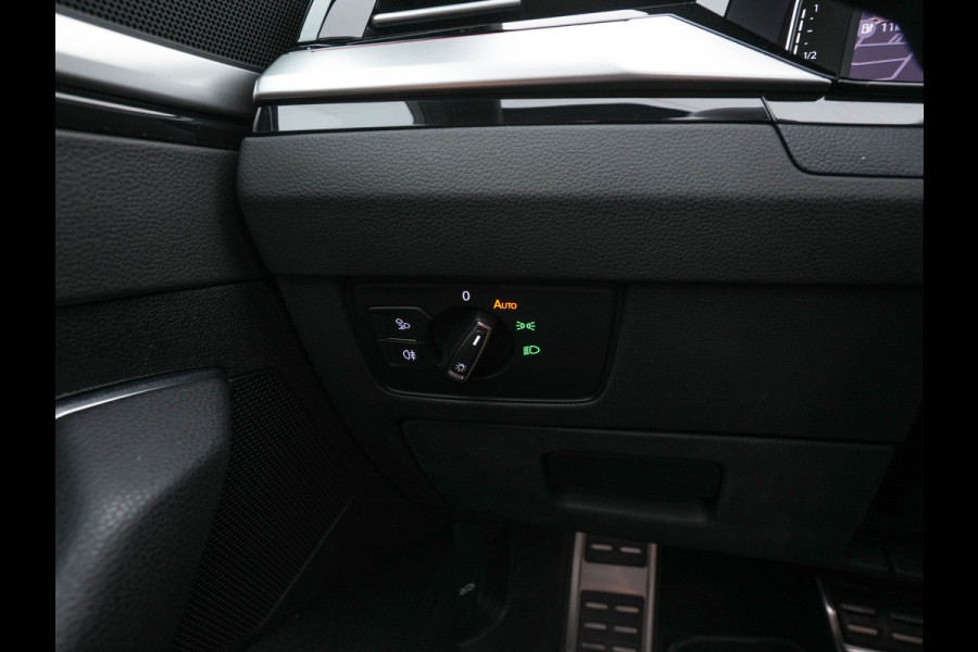 Volkswagen Arteon Shooting Brake 1.4 TSI eHybrid R-Line Business (Plug-in) {SoH-90%} (INCL-BTW) *PANO | LEATHER-ARTVELOURS | FULL-LED | CAMERA | ADAPTIVE-CRUISE | HEATED-SPORTSEATS | KEYLESS | NAVI-FULLMAP | PRIVACYGLASS | SHIFTPADDLES | DIGI-COCKPIT | TOWBAR | 18''ALU*