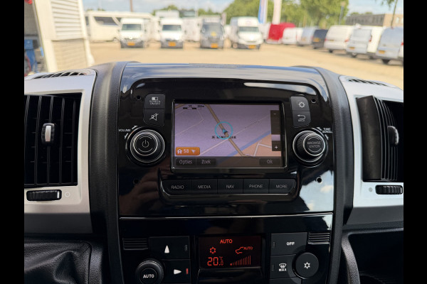 Fiat Ducato Maxi 35H 2.3 MultiJet L2H1 DC 5 persoons / trekhaak 3000 kg! / euro 6 / bpm vrij / zilver metallic / cruise en climate control / ingerichte laadruimte / lease vanaf €