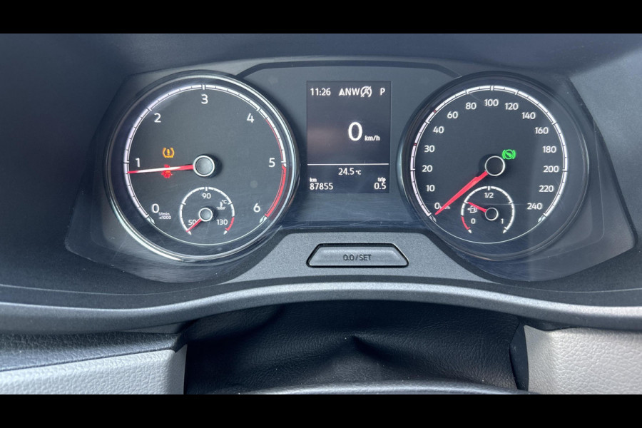 Volkswagen Transporter L2H1 Dubbel Cabine 2.0 TDI 150pk DSG Highline / Automaat Led Camera Stoelverwarming Navigatie Trekhaak Alcantara/