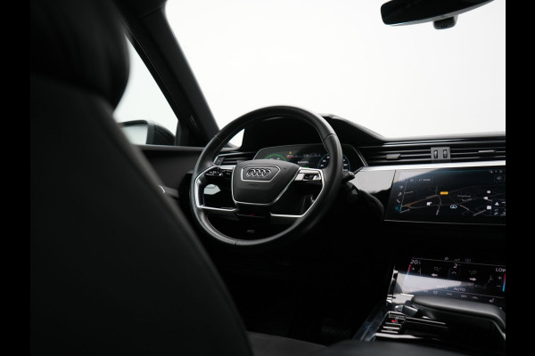 Audi e-tron E-Tron 50 Quattro S Line 71 kWh 313pk | Panodak | Luchtvering | Adaptive Cruise | Alcantara Sportstoelen Memory & Verwarmd | Apple Carplay | Navigatie | 20"L.M |