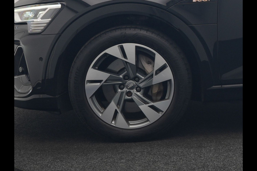 Audi e-tron E-Tron 50 Quattro S Line 71 kWh 313pk | Panodak | Luchtvering | Adaptive Cruise | Alcantara Sportstoelen Memory & Verwarmd | Apple Carplay | Navigatie | 20"L.M |