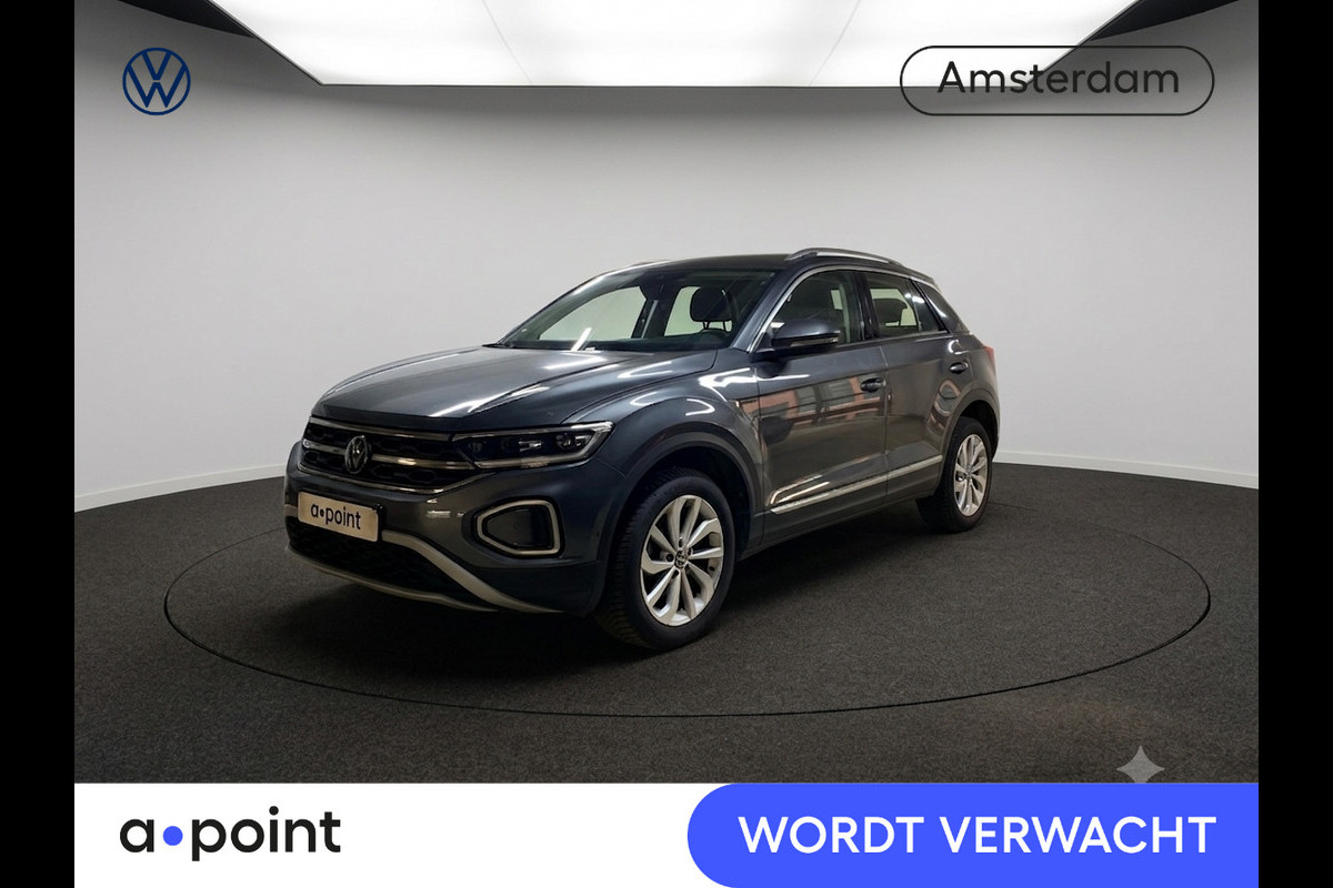 Volkswagen T-Roc 1.5 TSI Style 150 pk Automaat (DSG) | Navigatie via App | Parkeersensoren (Park assist) | Achteruitrijcamera | Autom. airco | Adaptieve cruise control | Stoelverwarming |