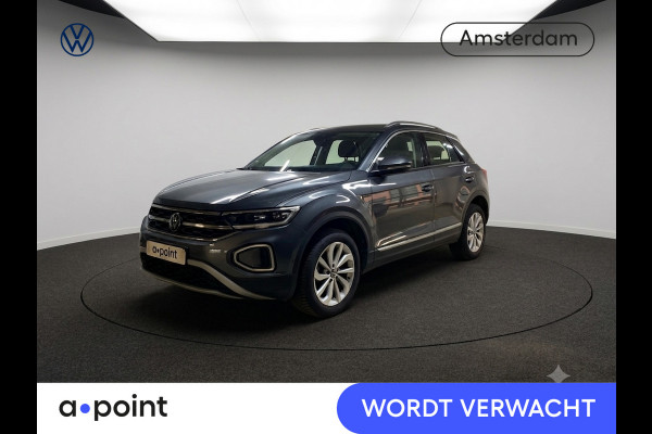 Volkswagen T-Roc 1.5 TSI Style 150 pk Automaat (DSG) | Navigatie via App | Parkeersensoren (Park assist) | Achteruitrijcamera | Autom. airco | Adaptieve cruise control | Stoelverwarming |