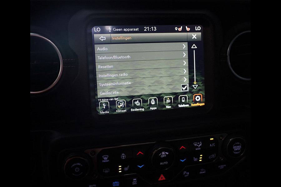 Jeep Wrangler UNLIMITED 4xe 380 Sahara / 360 Camera / Leder / Navi / Ecc / Elek Pakket / Led / Pdc / 18 Inch / TOPSTAAT