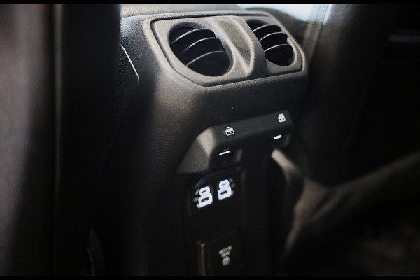 Jeep Wrangler UNLIMITED 4xe 380 Sahara / 360 Camera / Leder / Navi / Ecc / Elek Pakket / Led / Pdc / 18 Inch / TOPSTAAT