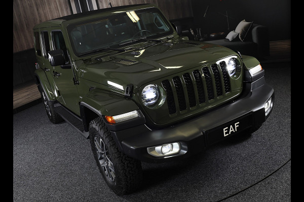 Jeep Wrangler UNLIMITED 4xe 380 Sahara / 360 Camera / Leder / Navi / Ecc / Elek Pakket / Led / Pdc / 18 Inch / TOPSTAAT