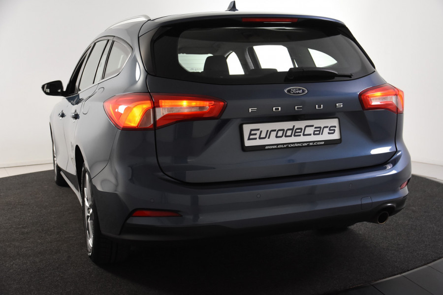 Ford FOCUS Wagon Automaat *Navigatie*Camera*DAB*