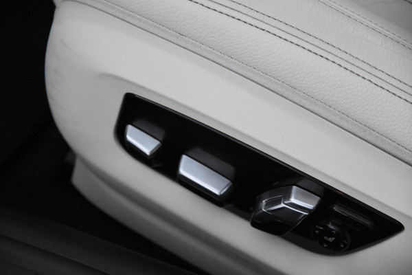 BMW 5 Serie 520i A Luxury *Navigatie*Schuifdak*Memory*