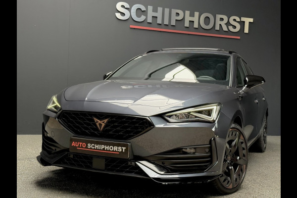 Seat Leon Sportstourer 1.4 e-Hybrid VZ Copper Panorama Matrix LED volleder BTW ACC 19 inchCarPlay
