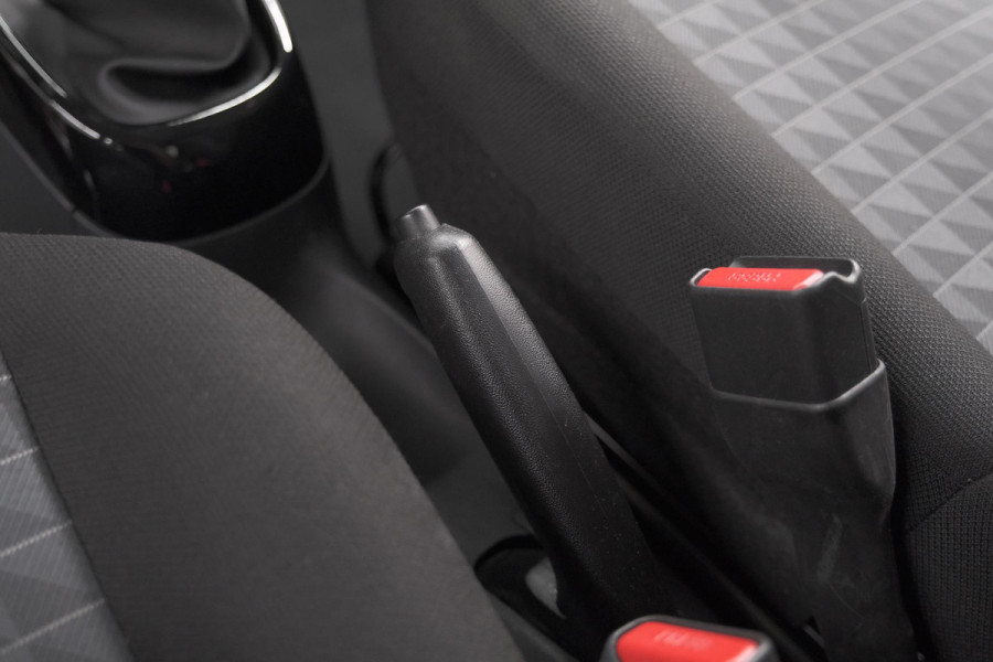 Peugeot 108 1.0 e-VTi Allure | Camera | Climate Control | DAB+ | 15 Inch Lichtmetalen Velgen