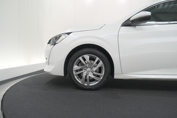 Peugeot 208 PureTech 100 Blue Lease Allure | Navigatie | Apple Carplay | Stoelverwarming