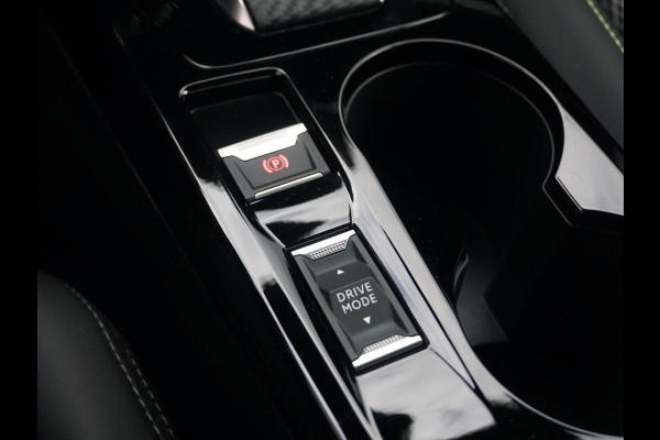 Peugeot e-2008 EV GT Avantage 54 kWh 360 camera