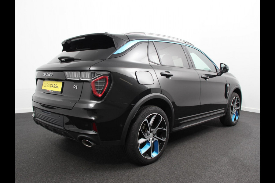 Lynk & Co 01 1.5 192KW PHEV Panoramadak Navigatie Apple Carplay/ Android Auto Camera Parkeersensoren Adaptive Cruise Control Memory stoelen verwarmbaar Full Led Climate Control Lichtmetalen velgen