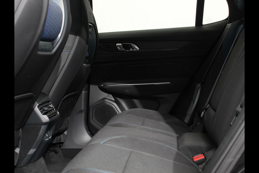 Lynk & Co 01 1.5 192KW PHEV Panoramadak Navigatie Apple Carplay/ Android Auto Camera Parkeersensoren Adaptive Cruise Control Memory stoelen verwarmbaar Full Led Climate Control Lichtmetalen velgen