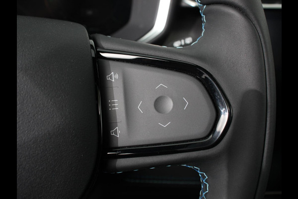 Lynk & Co 01 1.5 192KW PHEV Panoramadak Navigatie Apple Carplay/ Android Auto Camera Parkeersensoren Adaptive Cruise Control Memory stoelen verwarmbaar Full Led Climate Control Lichtmetalen velgen