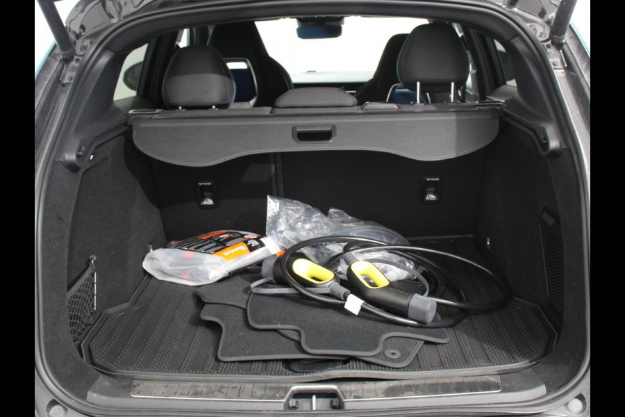 Lynk & Co 01 1.5 192KW PHEV Panoramadak Navigatie Apple Carplay/ Android Auto Camera Parkeersensoren Adaptive Cruise Control Memory stoelen verwarmbaar Full Led Climate Control Lichtmetalen velgen