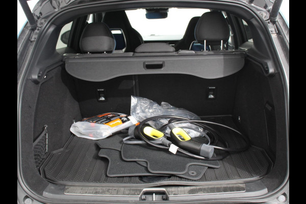 Lynk & Co 01 1.5 192KW PHEV Panoramadak Navigatie Apple Carplay/ Android Auto Camera Parkeersensoren Adaptive Cruise Control Memory stoelen verwarmbaar Full Led Climate Control Lichtmetalen velgen