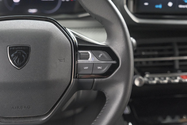 Peugeot 2008 PureTech 100 Allure | Apple Carplay | Parkeersensoren | Climate Control | Cruise Control