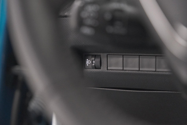 Peugeot 2008 PureTech 100 Allure | Apple Carplay | Parkeersensoren | Climate Control | Cruise Control