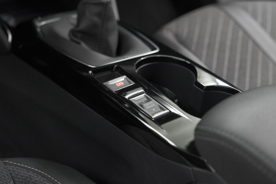 Peugeot 2008 PureTech 100 Allure | Apple Carplay | Parkeersensoren | Climate Control | Cruise Control