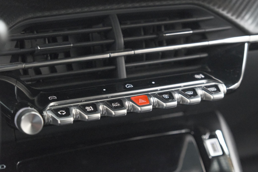 Peugeot 2008 PureTech 100 Allure | Apple Carplay | Parkeersensoren | Climate Control | Cruise Control