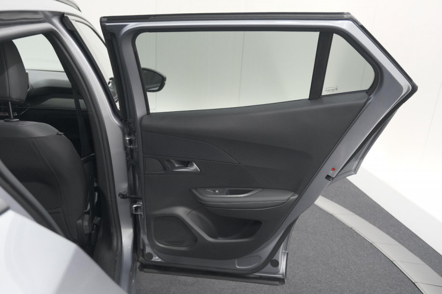Peugeot 2008 PureTech 100 Allure | Apple Carplay | Parkeersensoren | Climate control
