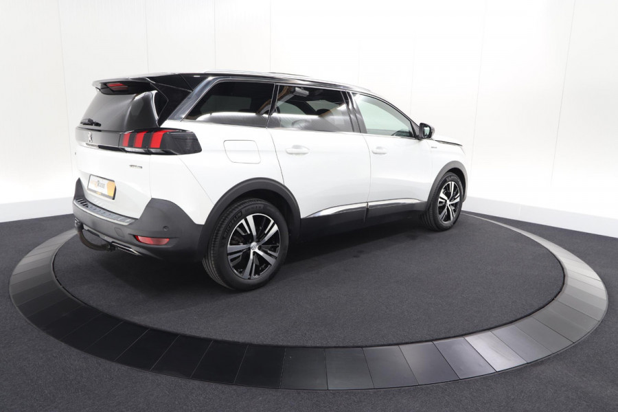 Peugeot 5008 PureTech 130 EAT8 GT-Line | Schuif-/Kanteldak | Trekhaak | Elektrische Kofferklep | Camera