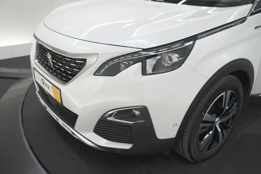 Peugeot 5008 PureTech 130 EAT8 GT-Line | Schuif-/Kanteldak | Trekhaak | Elektrische Kofferklep | Camera