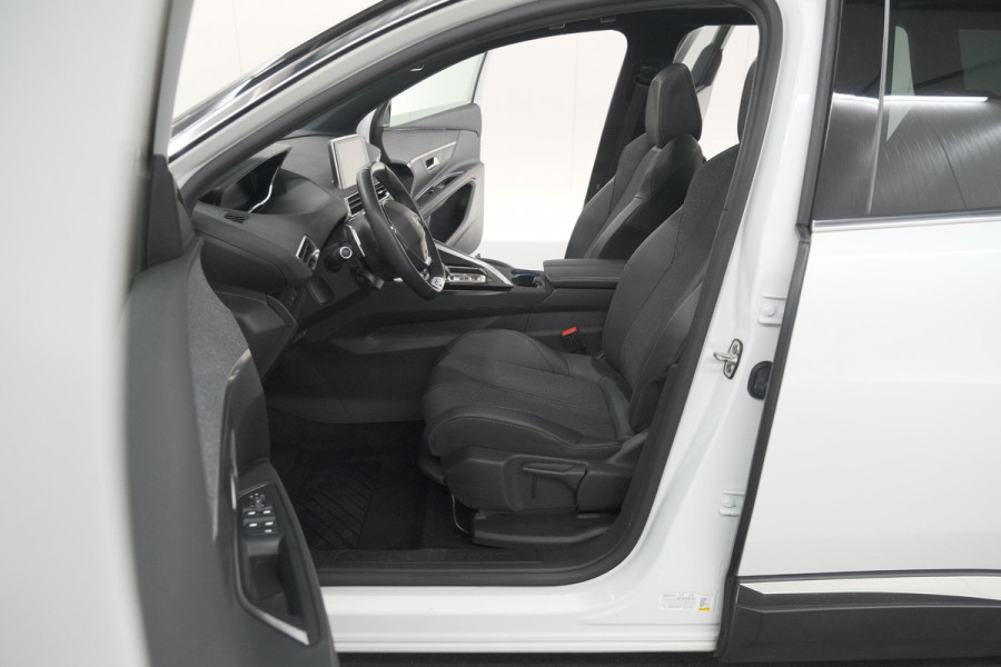 Peugeot 5008 PureTech 130 EAT8 GT-Line | Schuif-/Kanteldak | Trekhaak | Elektrische Kofferklep | Camera