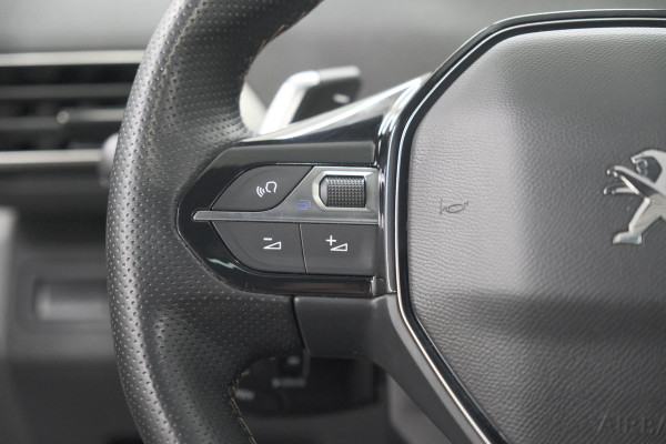 Peugeot 5008 PureTech 130 EAT8 GT-Line | Schuif-/Kanteldak | Trekhaak | Elektrische Kofferklep | Camera