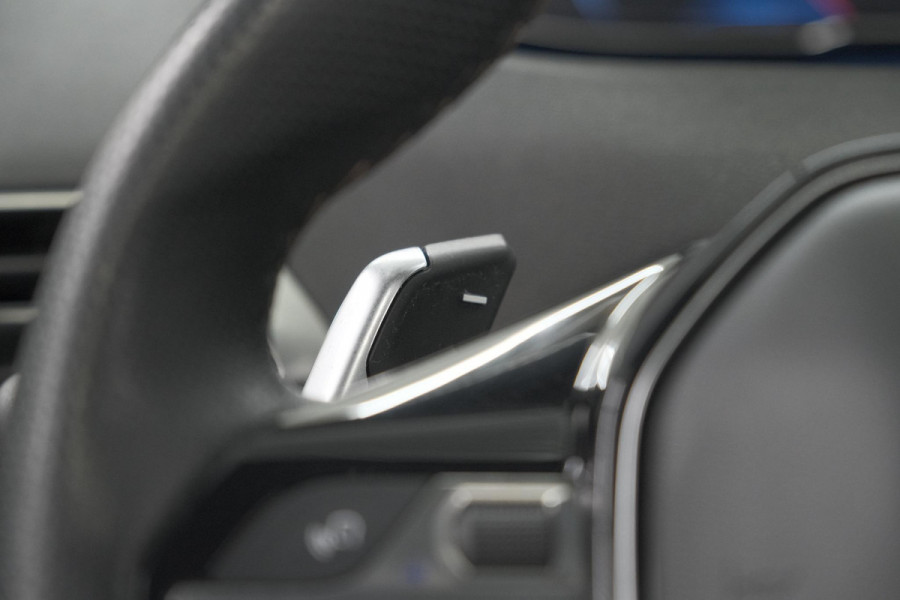 Peugeot 5008 PureTech 130 EAT8 GT-Line | Schuif-/Kanteldak | Trekhaak | Elektrische Kofferklep | Camera