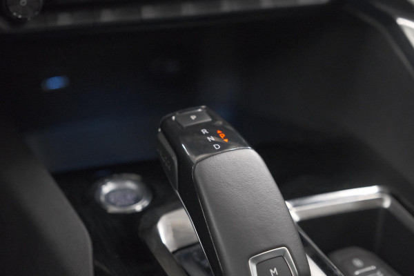 Peugeot 5008 PureTech 130 EAT8 GT-Line | Schuif-/Kanteldak | Trekhaak | Elektrische Kofferklep | Camera