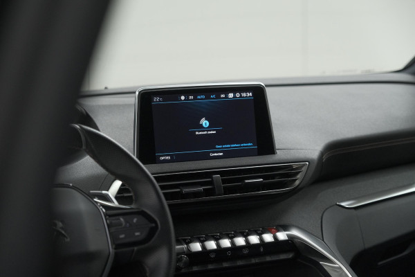 Peugeot 5008 PureTech 130 EAT8 GT-Line | Schuif-/Kanteldak | Trekhaak | Elektrische Kofferklep | Camera