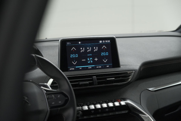 Peugeot 5008 PureTech 130 EAT8 GT-Line | Schuif-/Kanteldak | Trekhaak | Elektrische Kofferklep | Camera