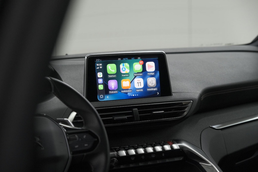 Peugeot 5008 PureTech 130 EAT8 GT-Line | Schuif-/Kanteldak | Trekhaak | Elektrische Kofferklep | Camera
