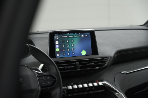 Peugeot 5008 PureTech 130 EAT8 GT-Line | Schuif-/Kanteldak | Trekhaak | Elektrische Kofferklep | Camera