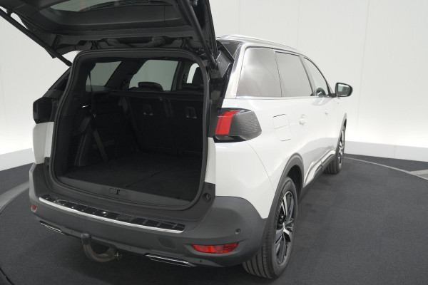 Peugeot 5008 PureTech 130 EAT8 GT-Line | Schuif-/Kanteldak | Trekhaak | Elektrische Kofferklep | Camera