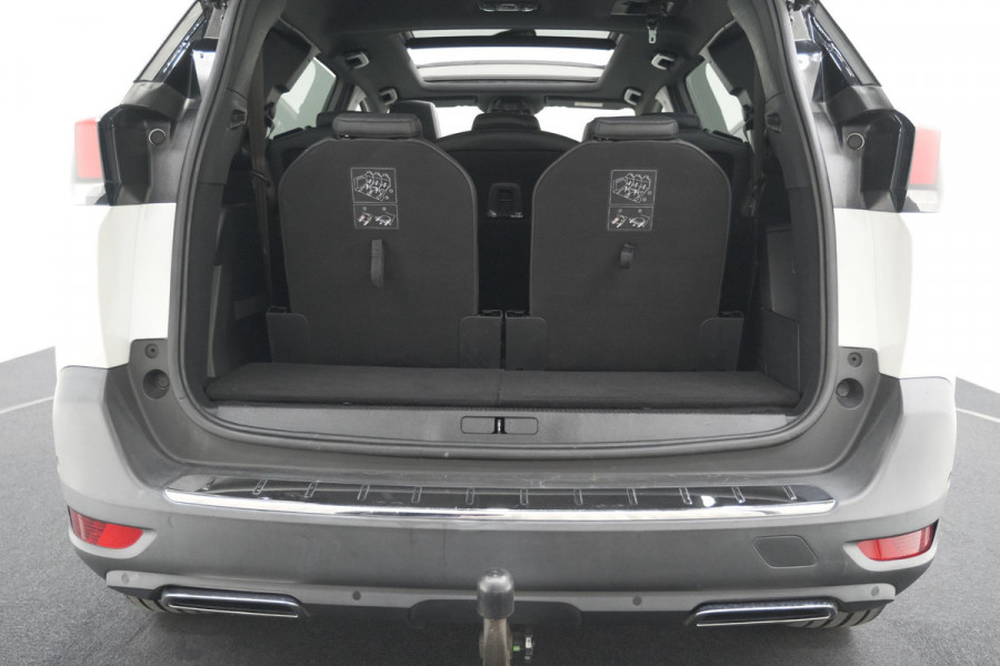 Peugeot 5008 PureTech 130 EAT8 GT-Line | Schuif-/Kanteldak | Trekhaak | Elektrische Kofferklep | Camera