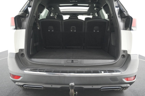 Peugeot 5008 PureTech 130 EAT8 GT-Line | Schuif-/Kanteldak | Trekhaak | Elektrische Kofferklep | Camera