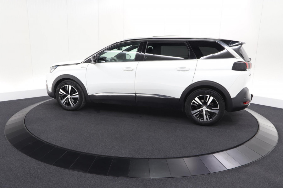 Peugeot 5008 PureTech 130 EAT8 GT-Line | Schuif-/Kanteldak | Trekhaak | Elektrische Kofferklep | Camera