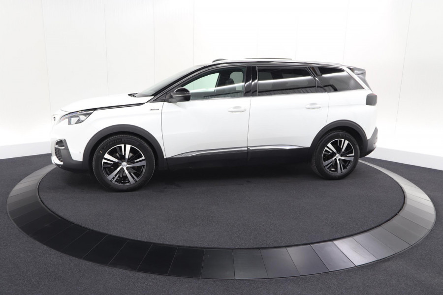 Peugeot 5008 PureTech 130 EAT8 GT-Line | Schuif-/Kanteldak | Trekhaak | Elektrische Kofferklep | Camera