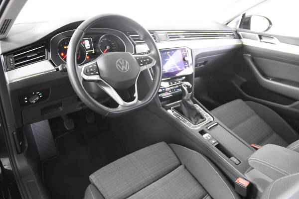 Volkswagen Passat Variant 1.5 TSi Style *1ste Eigenaar*Navigatie*Camera*DAB*
